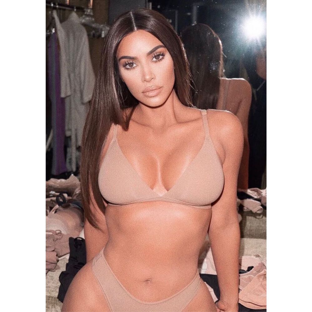 SKIMS FITS EVERYBODY TRIANGLE BRALETTE